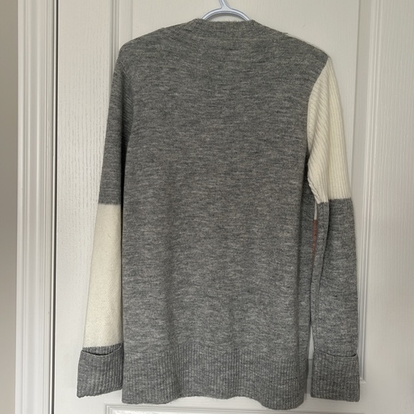 Point Zero sweater. - Picture 5 of 5